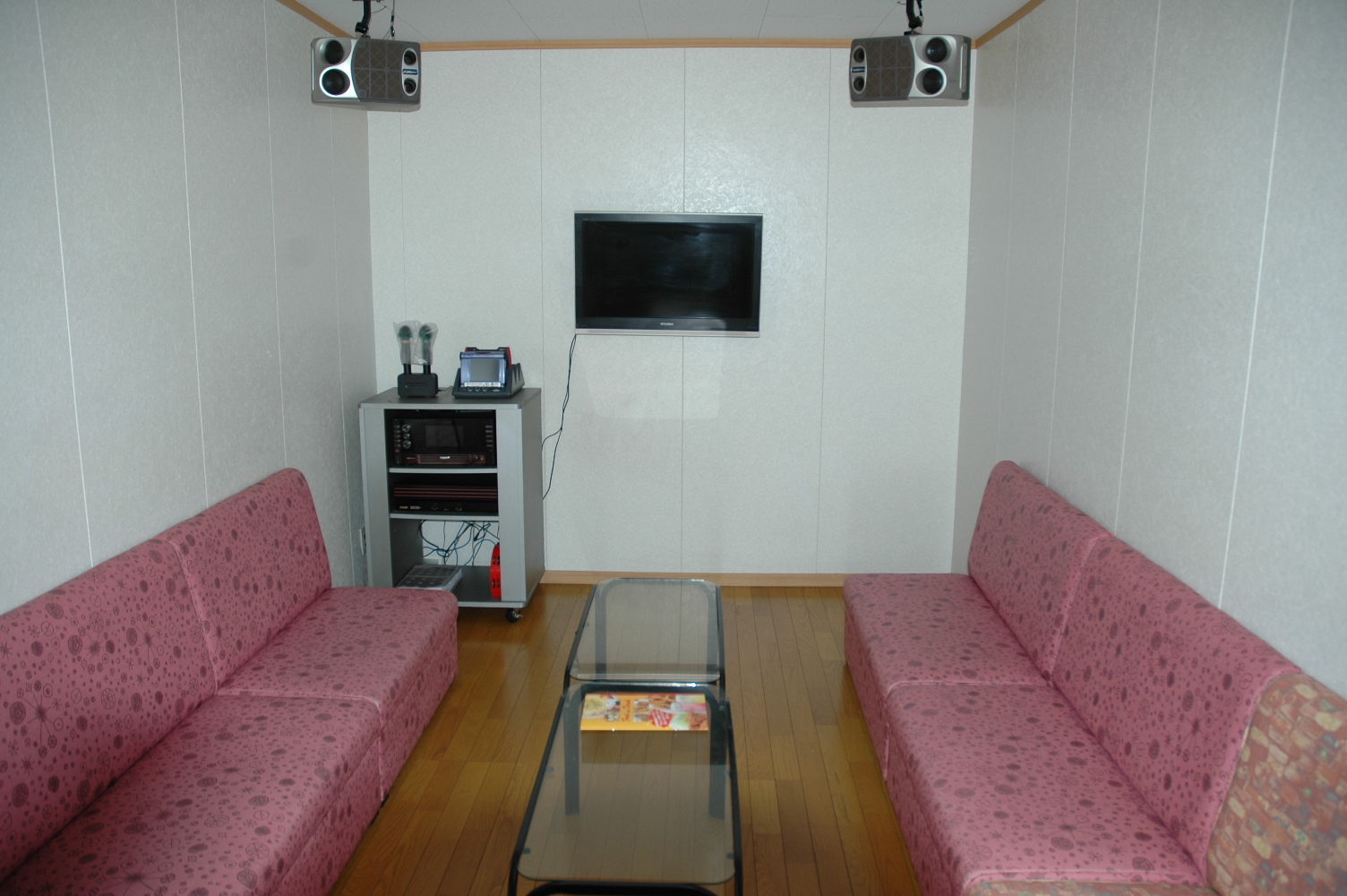 http://karaokecafevoice.com